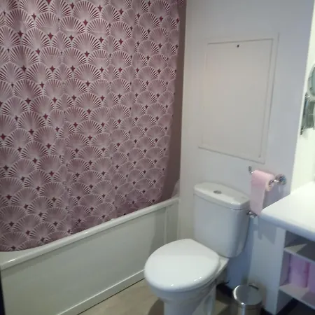 Apartment Agreable Familial A Lourdes, Proche Gare Lourdes
